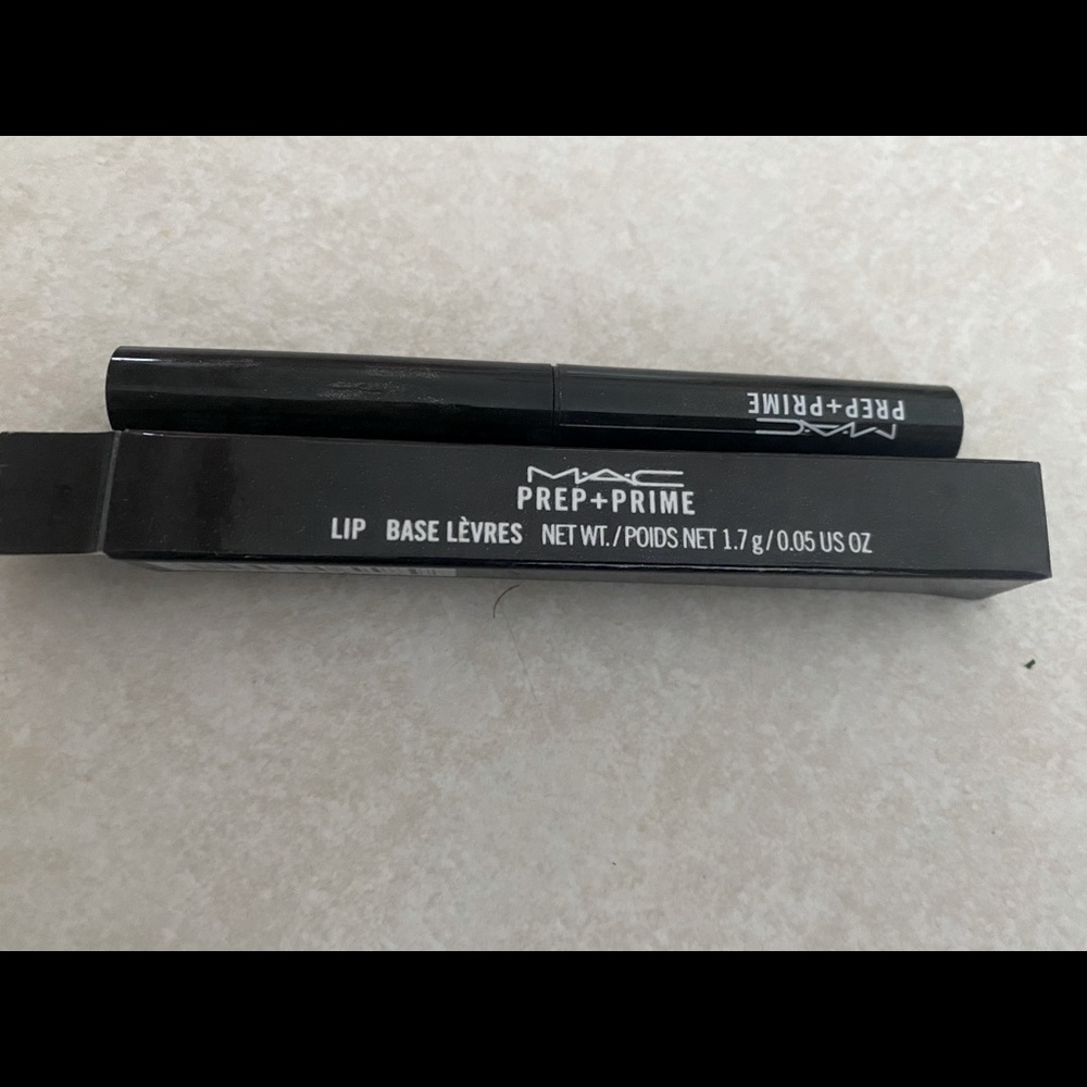 MAC prep + prime lip primer